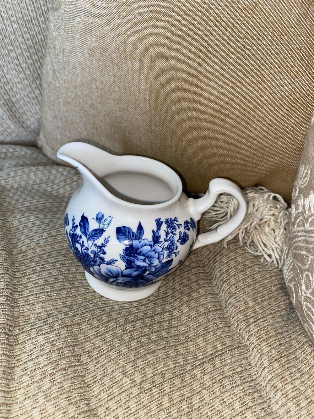 💙NWT Vintage Grace’s Teaware Floral Porcelain Creamer Pitcher